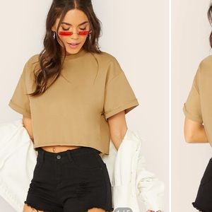 SHEIN Cropped Tee